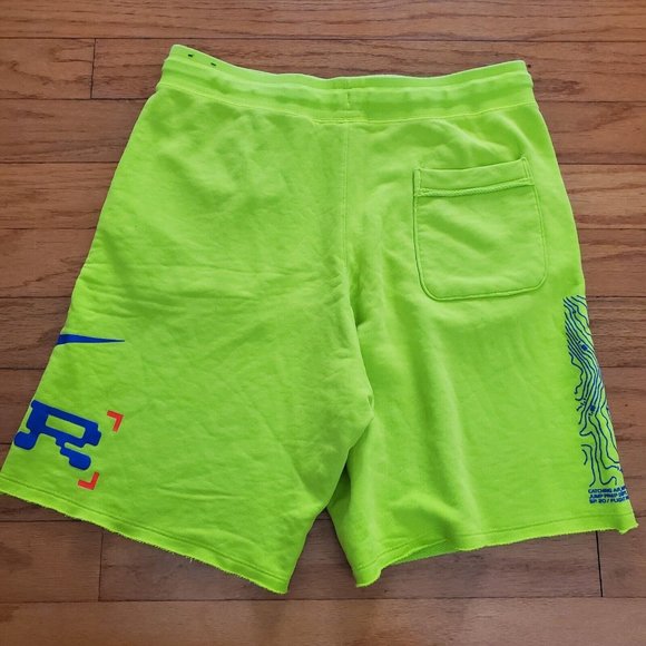 Nike Catching Air Size Medium Windrunner Neon Blue Winter Shorts - Picture 4 of 5